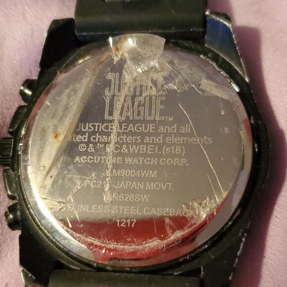 Justice League Watch by Accutime Large Black with 4 Superhero Logos Works Great - Picture 6 of 8